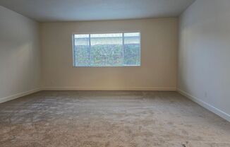 2 beds, 1 bath, 800 sqft, $2,250, Unit #2