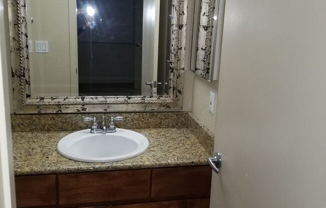 2 beds, 2 baths, $1,700