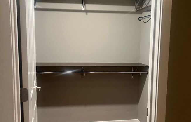 2 beds, 3 baths, 1,884 sqft, $2,250, Unit 513