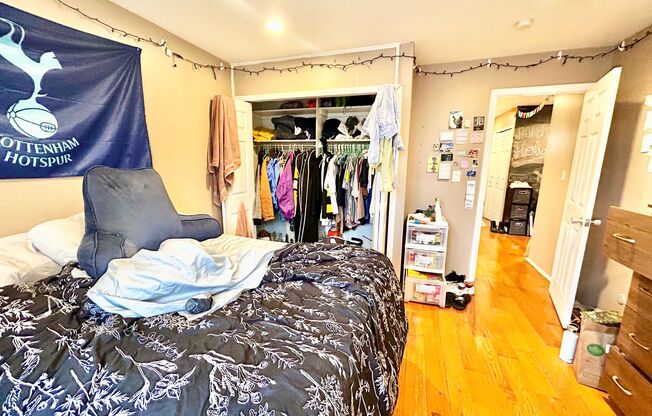 2 beds, 1 bath, 768 sqft, $2,425, Unit 324