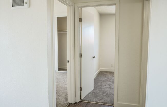 2 beds, 1 bath, 800 sqft, $2,195, Unit G02