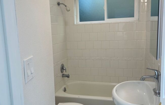 Studio, 1 bath, $1,625, Unit 56