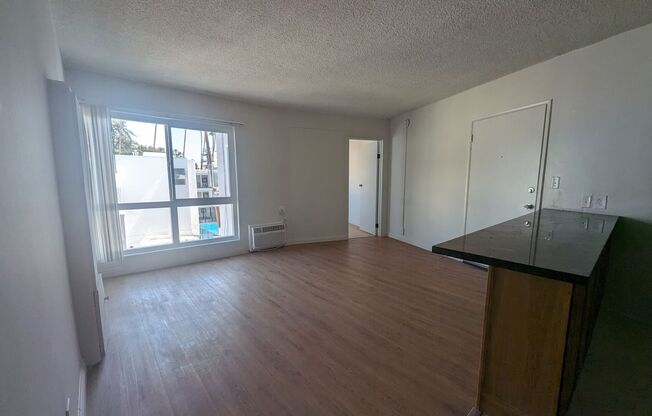 2 beds, 1 bath, 765 sqft, $2,299, Unit 315