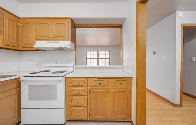 1 bed, 1 bath, 600 sqft, $999, Unit 209