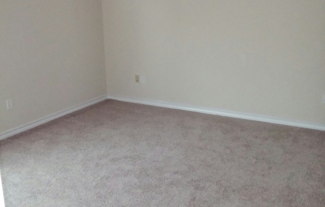 2 beds, 1 bath, 920 sqft, $900, Unit 1504
