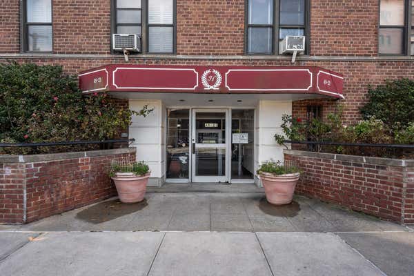 4821 40 ST
