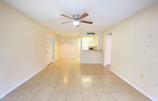 1 bed, 1 bath, $1,200, Unit UNIT 62