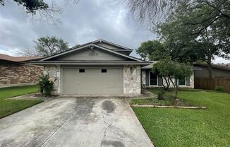 SPACIOUS 3 BEDROOM FEATURING 2 LIVING AREAS & A SEPARATE MASTER BEDROOM DOWNSTAIRS*2 LIVING AREAS*SEPARATE DINING*STOVE/RANGE, DISHWASHER, & MICROWAVETO CONVEY*LARGE COVERED PATIO*STORAGE SHED*2 CAR GARAGE*EASY ACCESS TO FT. SAM, RANDOLPH AFB, & SHOPPING