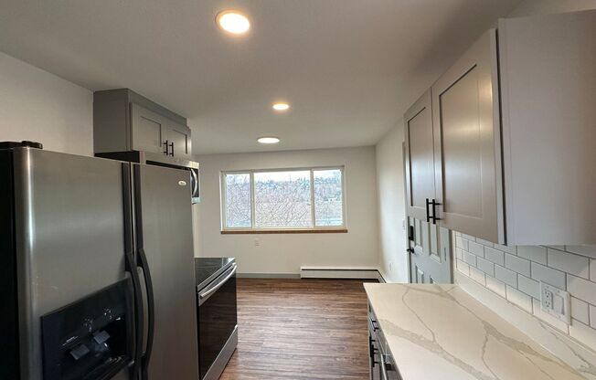 2601 - 2603 - 2607 14th Ave W