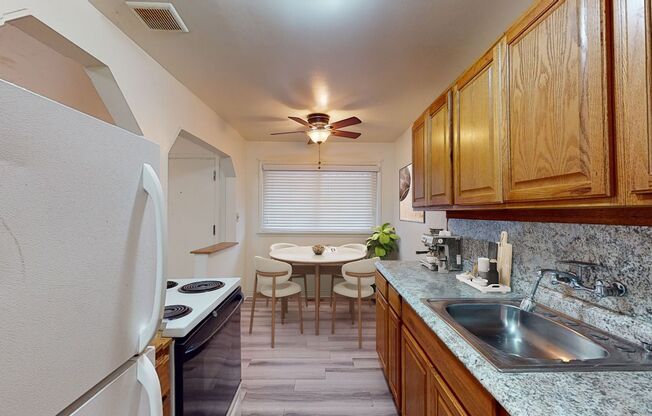 Burien Duplexes (128)