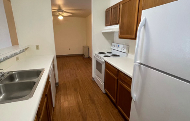 2 beds, 1 bath, 1,000 sqft, $1,000, Unit TE218X-104