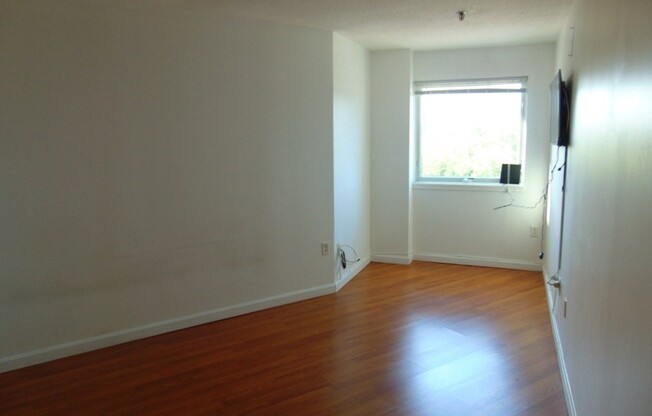 1 bed, 1 bath, 510 sqft, $1,900, Unit 621