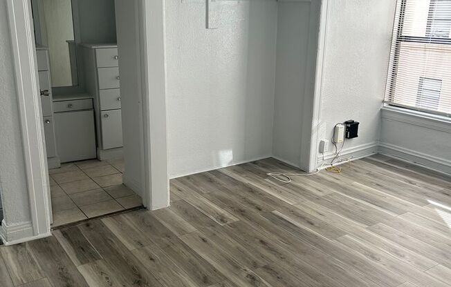 Studio, 1 bath, 510 sqft, $1,595, Unit 206