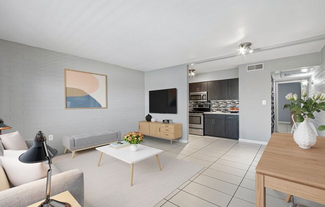 1 bed, 1 bath, 700 sqft, $1,099, Unit 18