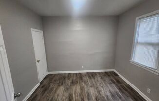 2 beds, 1 bath, $950, Unit Unit 1