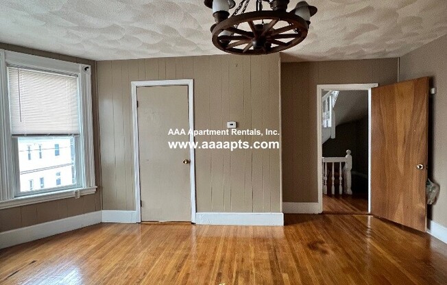 42 MANSFIELD ST