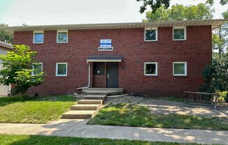 404 S Urbana Ave