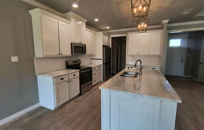 Stunning and Spacious 3bed/2bath Home – Your Dream Rental Awaits!