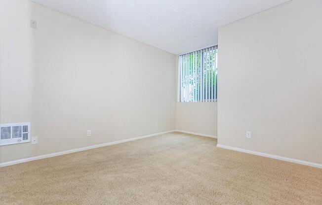 3 beds, 2 baths, 1,200 sqft, $3,195, Unit 149R