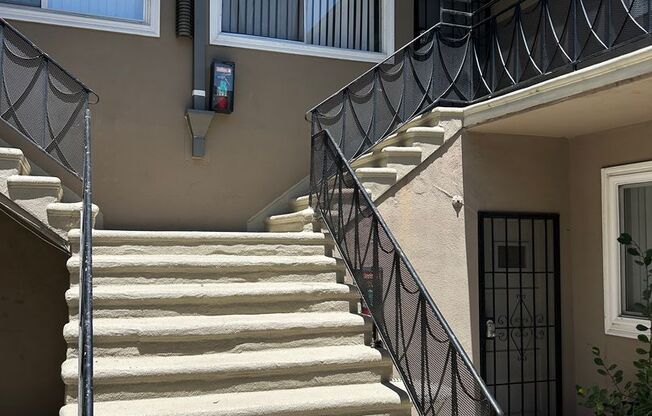 11401 WASHINGTON PL