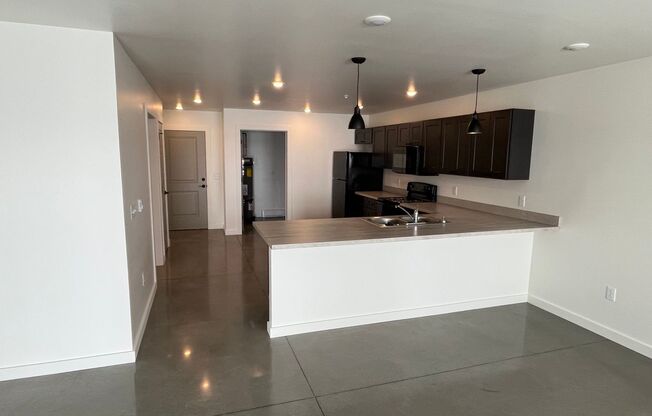 1595 Windrow Dr -Flanders Mill