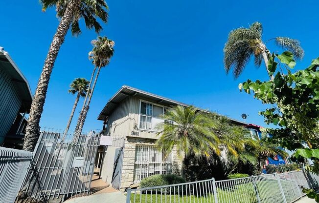 4115 Palmwood