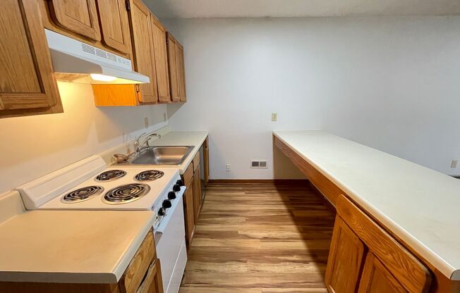 1 bed, 1 bath, $995