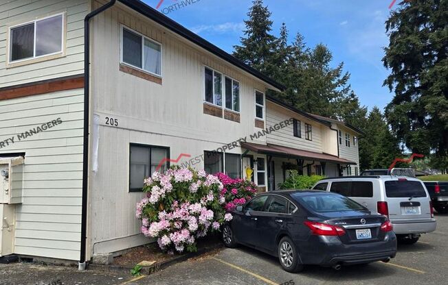 R325A Newaukum Apartments