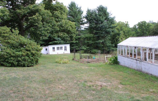 27 Valley Rd, Jacobus, PA 17407