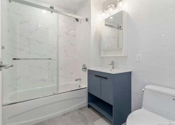 Studio, 1 bath, 400 sqft, $2,300, Unit 5G