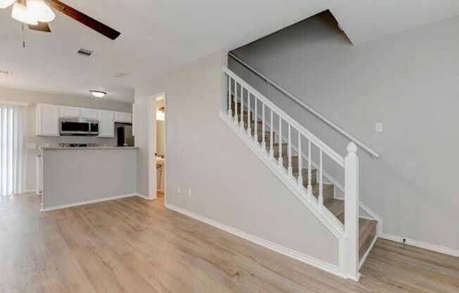 2BED/ 1.5BATH
