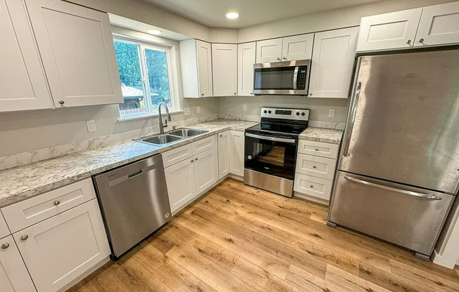 2157 NOMAD CT SE