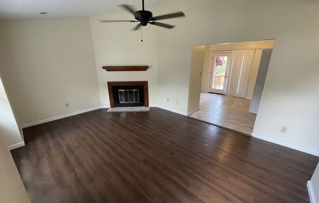 2 Bedroom 2 Bathroom!