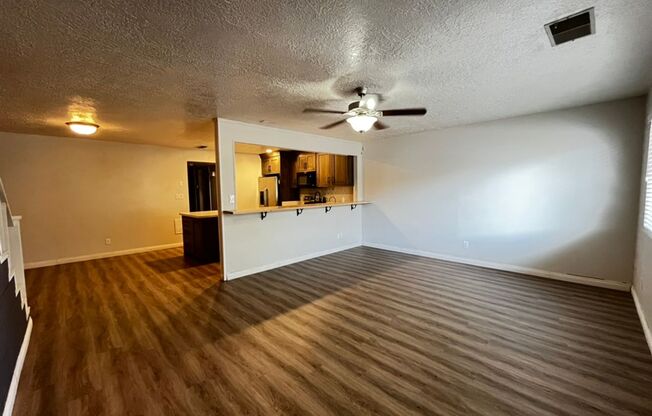 3 beds, 2 baths, $1,795, Unit # 11