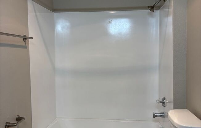1 bed, 1 bath, 715 sqft, $1,845, Unit 416