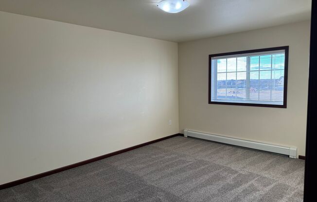 1 bed, 1 bath, 670 sqft, $1,020, Unit 5400-105