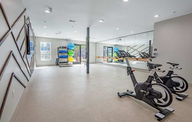 the gym at the preserve apartments