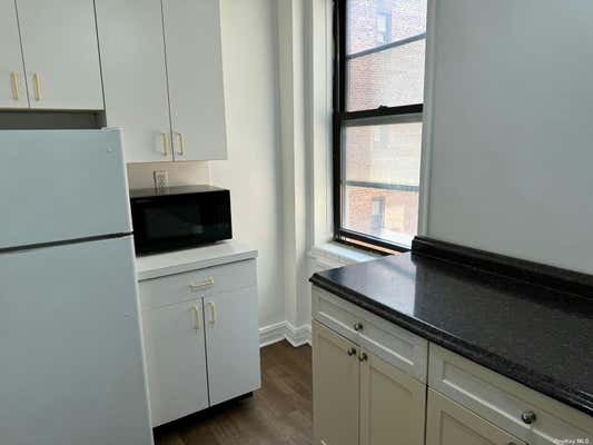 Studio, 1 bath, $1,750, Unit 4G