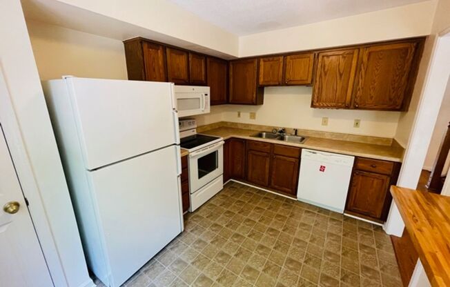 2 beds, 2 baths, $1,550