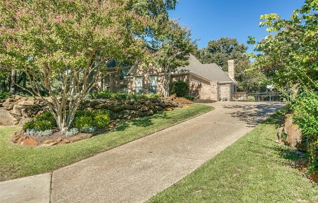 510 STONEWALL CT