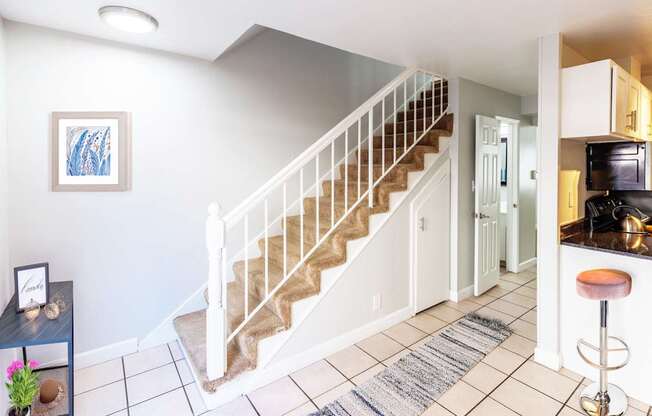 Welcome to Whitman Villa Townhomes