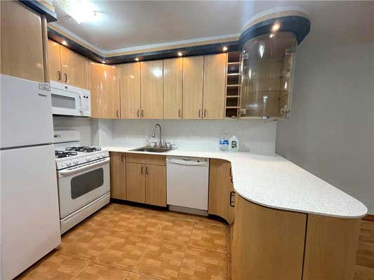 1 bed, 1 bath, 750 sqft, $2,100, Unit 1E