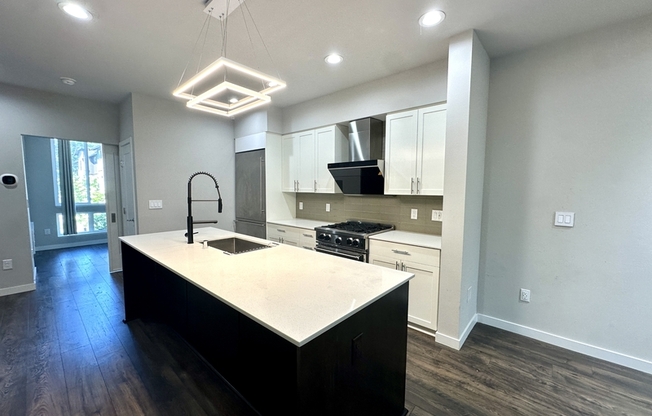 13955 NE 15 CT