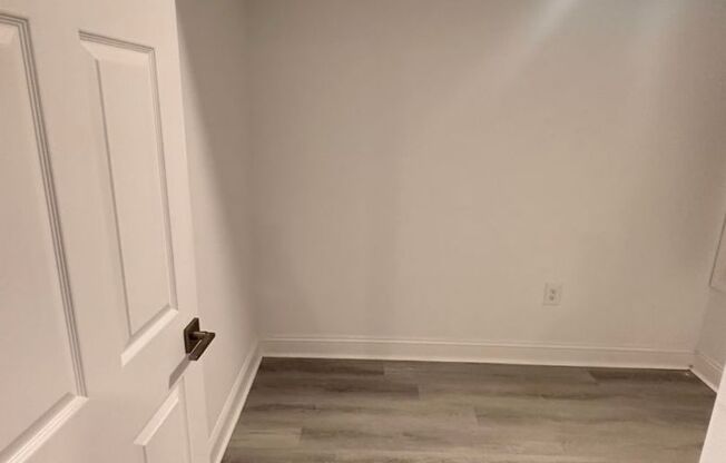 3 beds, 2 baths, 1,292 sqft, $2,045, Unit Unit 302 (Loft)