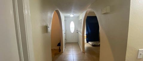 10712 IVANHOE DR