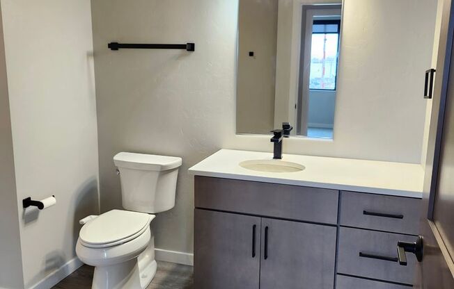 2 beds, 1 bath, 966 sqft, $1,550, Unit 301