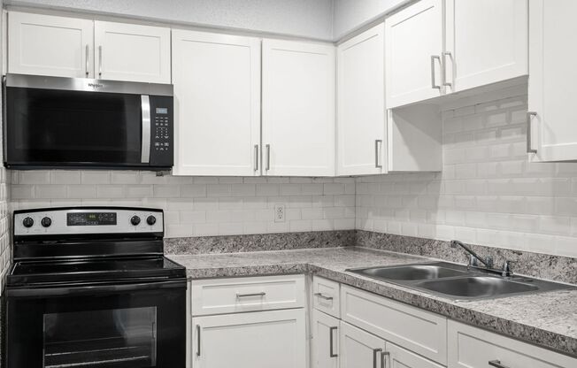 1 bed, 1 bath, 705 sqft, $1,395, Unit 106