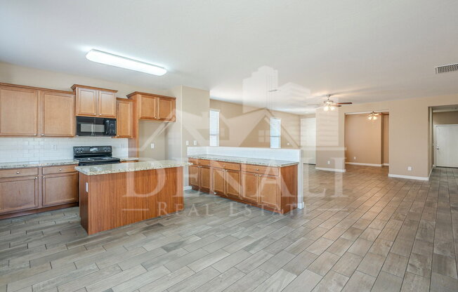 3 beds, 2 baths, 1,870 sqft, $2,195