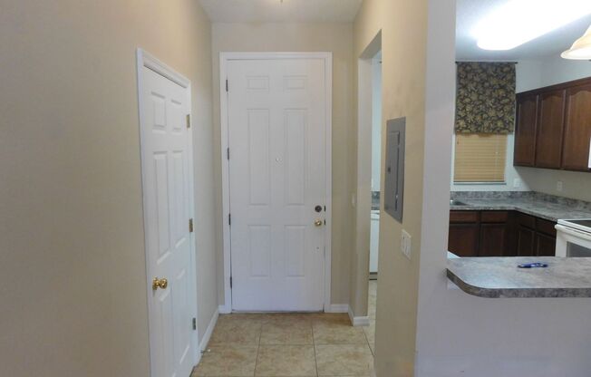 Charming 2-Bedroom, 2.5-Bathroom Townhome Just Minutes from Disney!