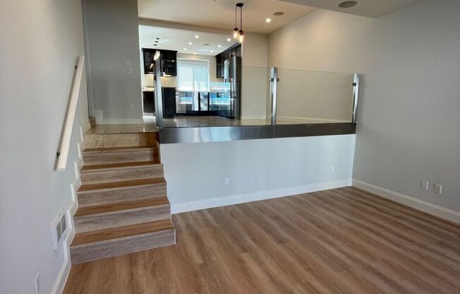 Remodeled 2 bdrm condo in South Redondo